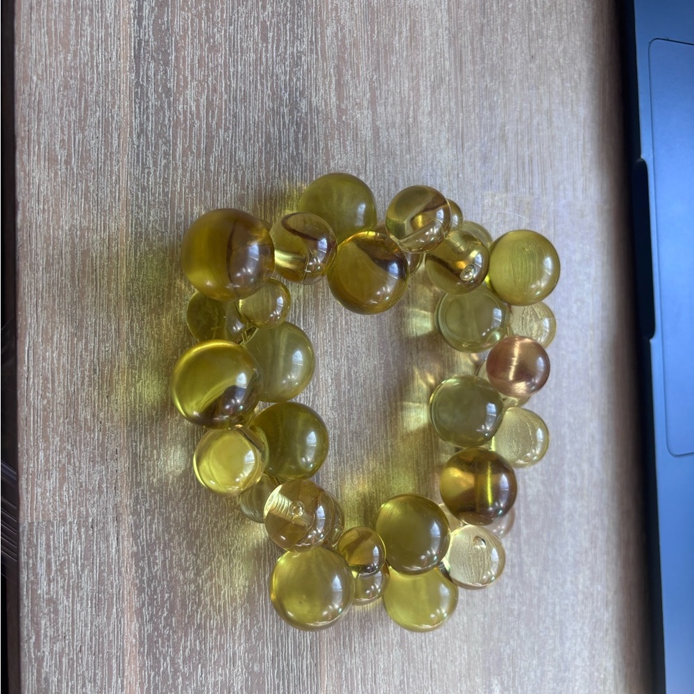 Funky vintage retro cocktail bracelet mod 60s acrylic bauble beads grapes gold